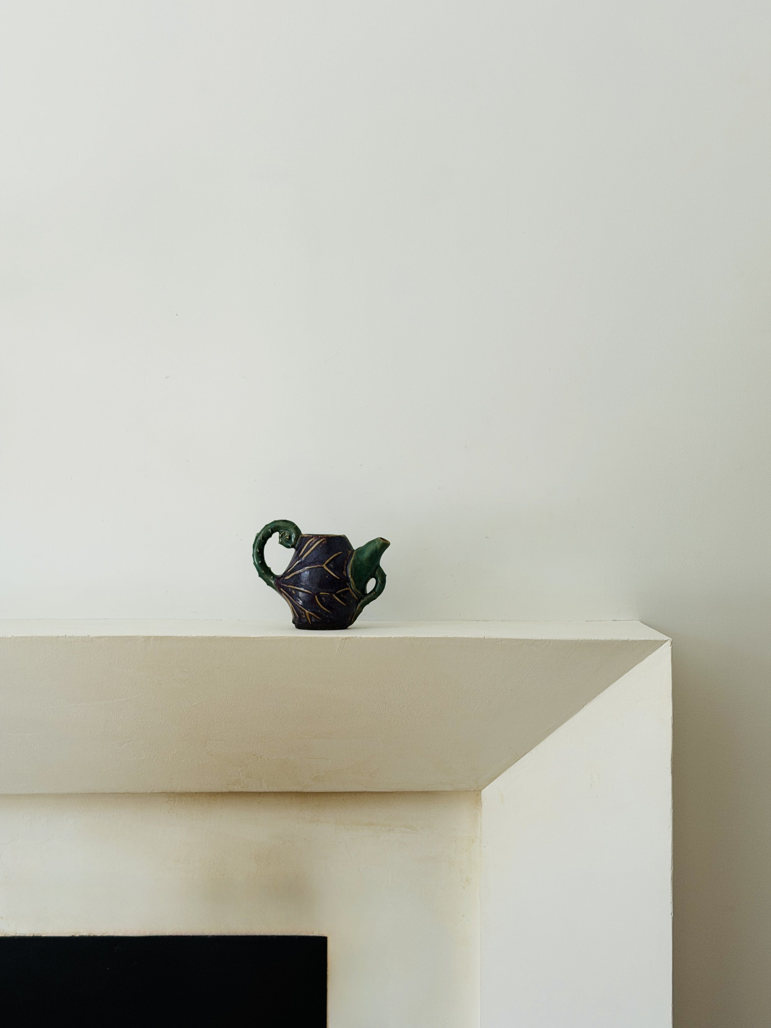 MATERI(A)NTIQUES SMALL PLUM AND GREEN VEGETABLE : VINE CERAMIC PITCHER.3.jpg