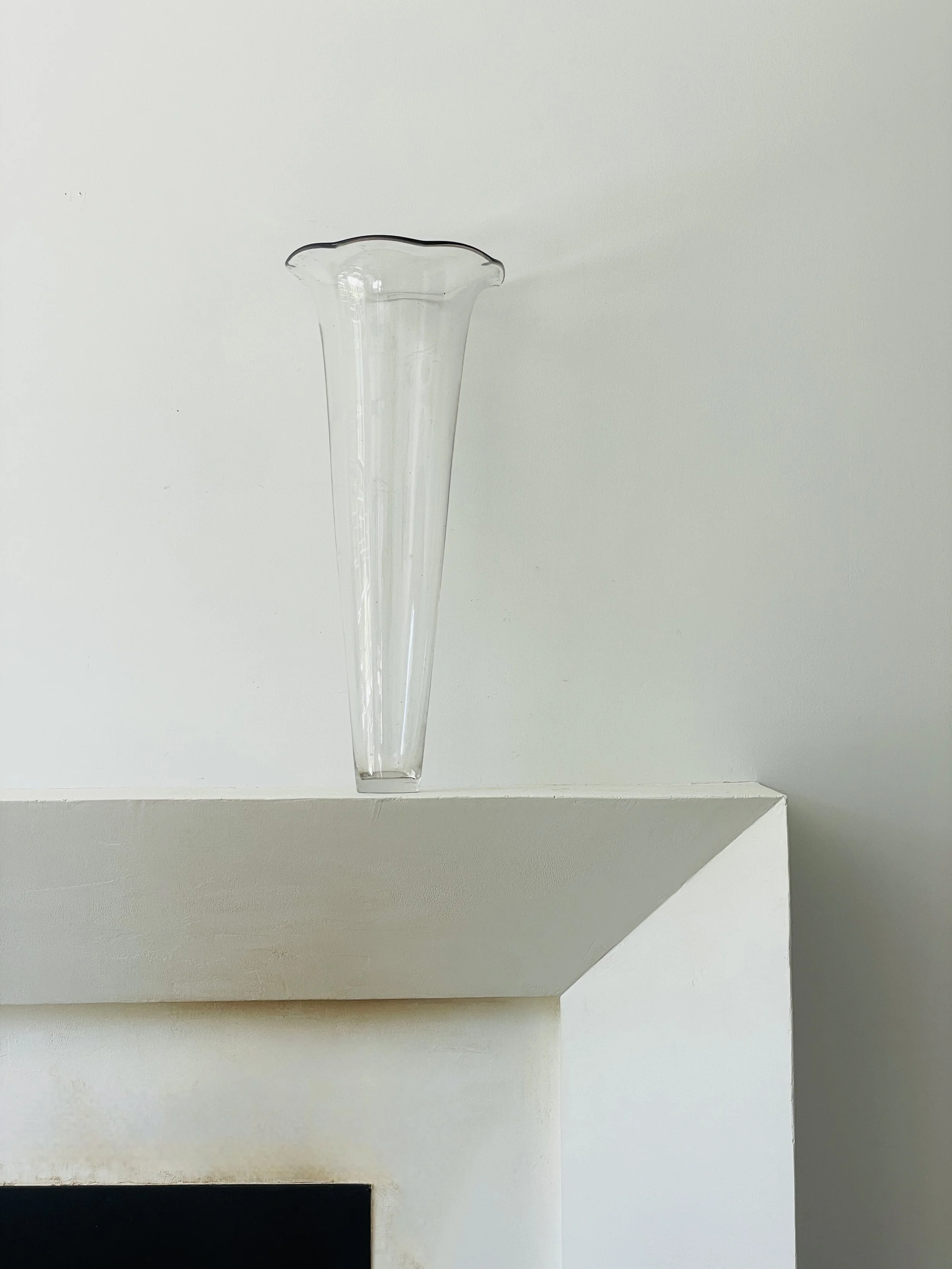 MATERI(A)NTIQUES LARGE SCALLOPED RIM TRUMPET SHAPED BLOWN GLASS VASE.jpg