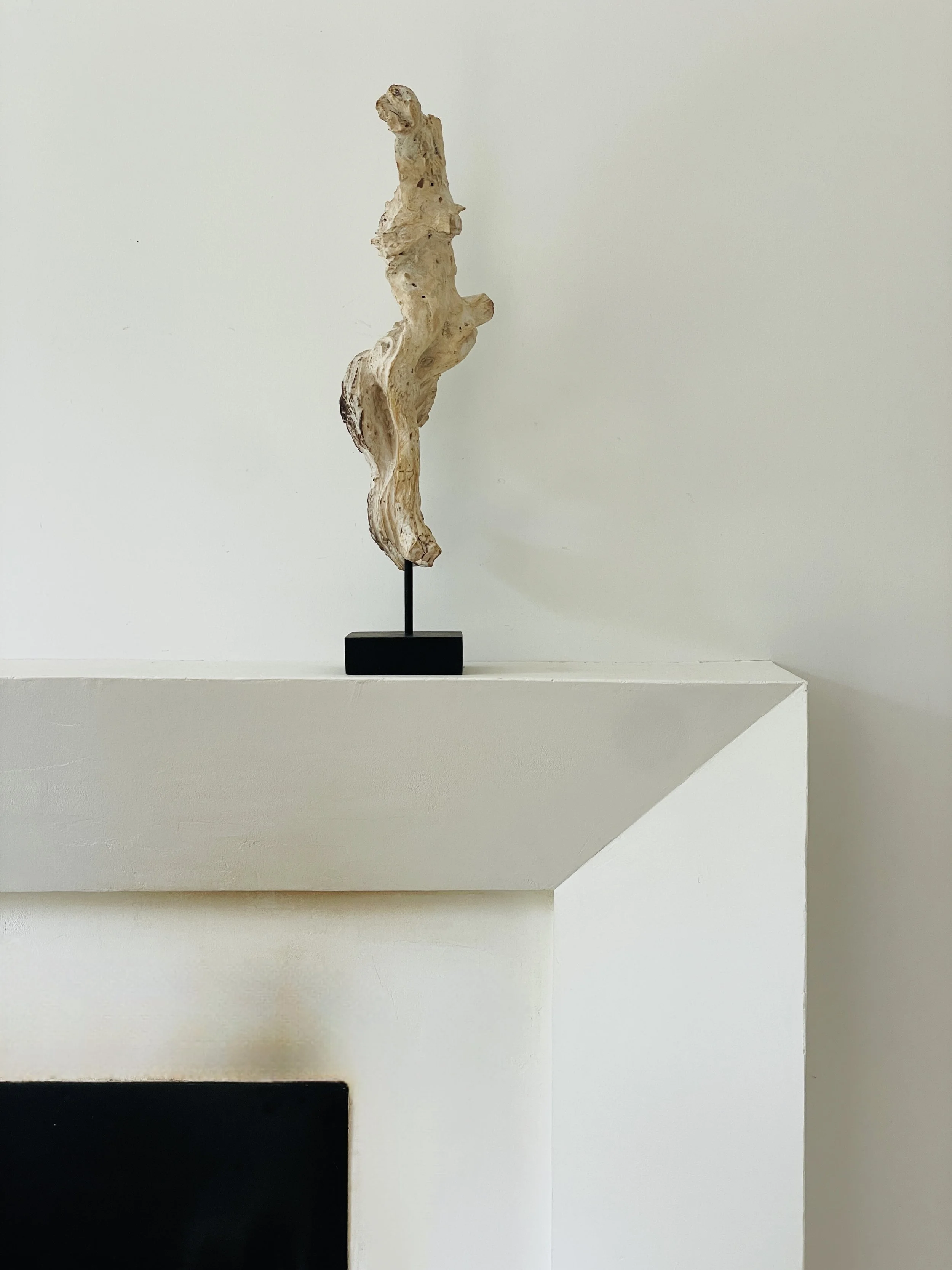 MATERI(A)NTIQUES NARROW GESTURAL DRIFT WOOD SCULPTURE(3).jpg
