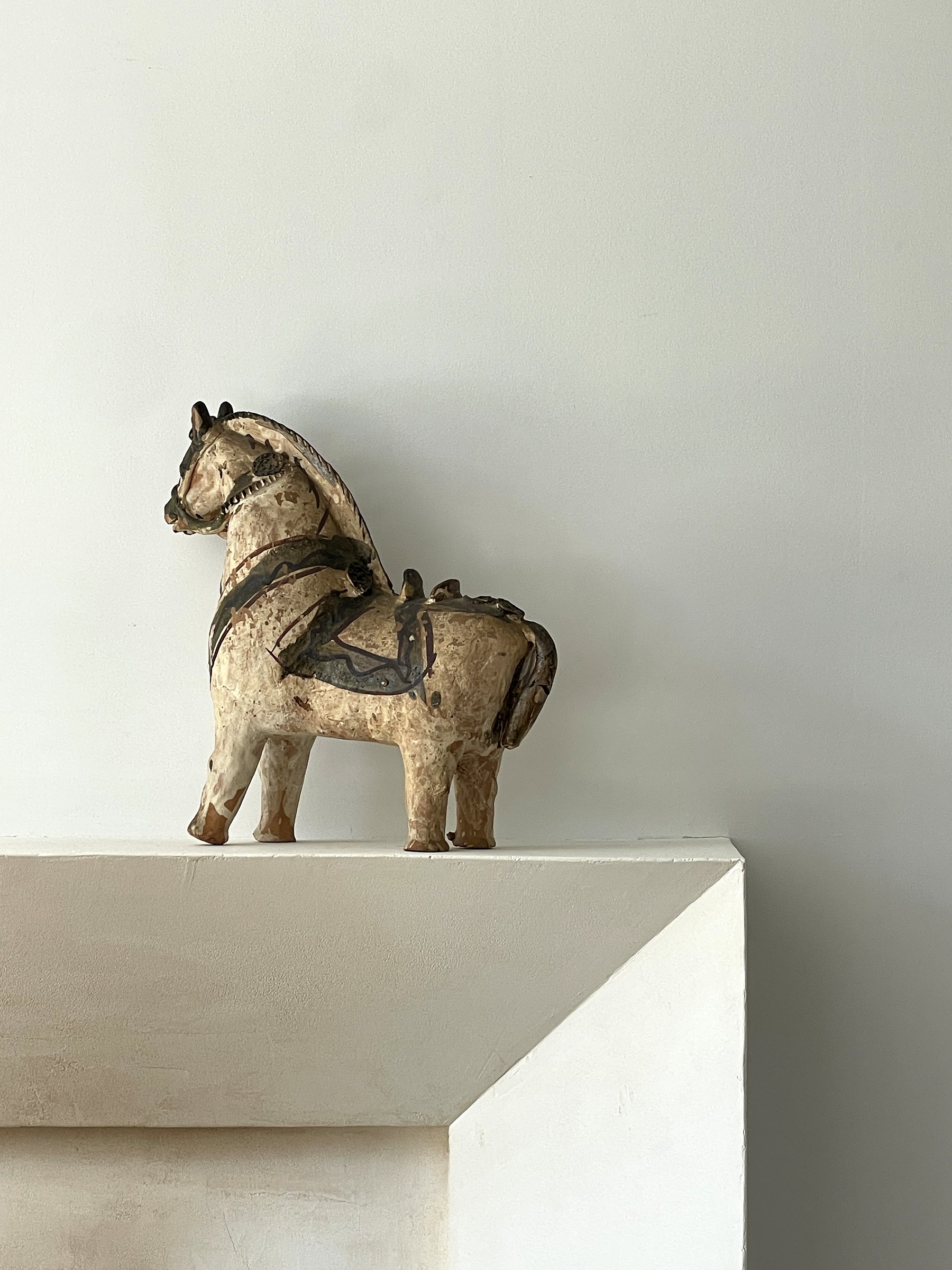 MATERI(A)NTIQUES PERUVIAN TERRA COTTA HORSE VASE.jpg