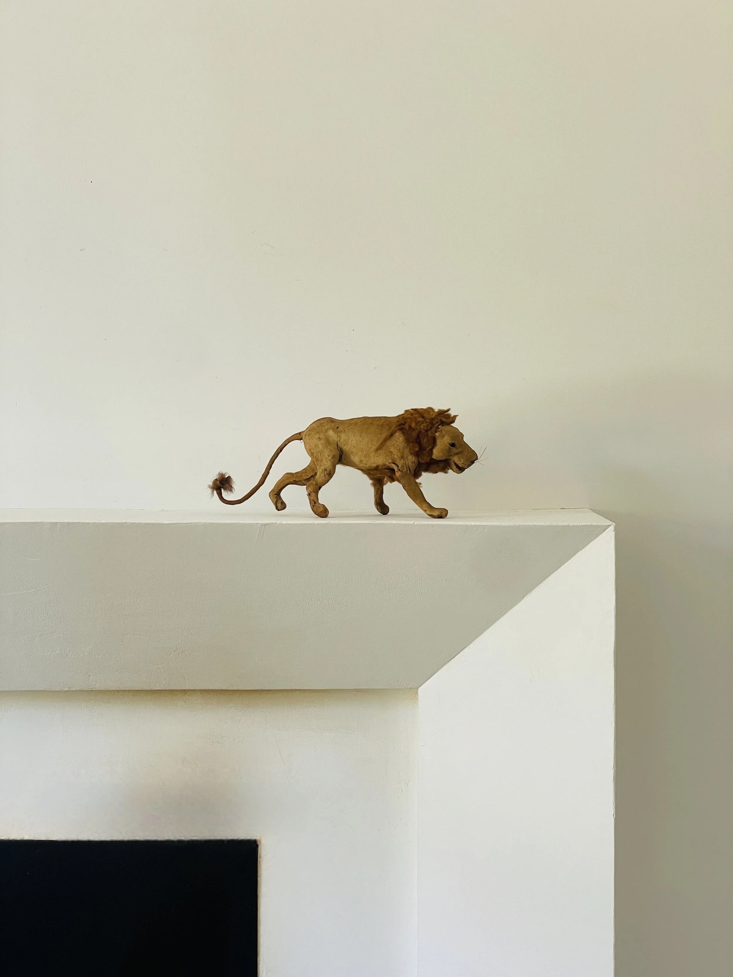 MATERI(A)NTIQUES MEDIUM FUR AND WOOL LION TOY.jpg