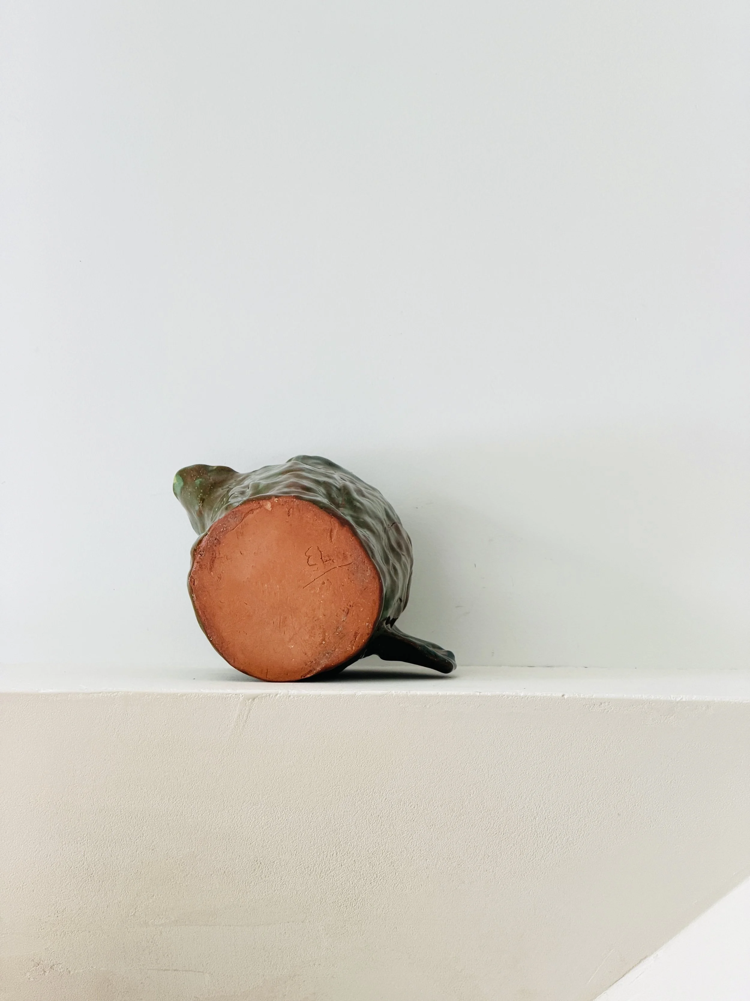 MATERI(A)NTIQUES MEDIUM DARK GREEN WITH RUST ACCENTS CABBAGE MOTIF STUDIO POTTERY PITCHER(5).jpg