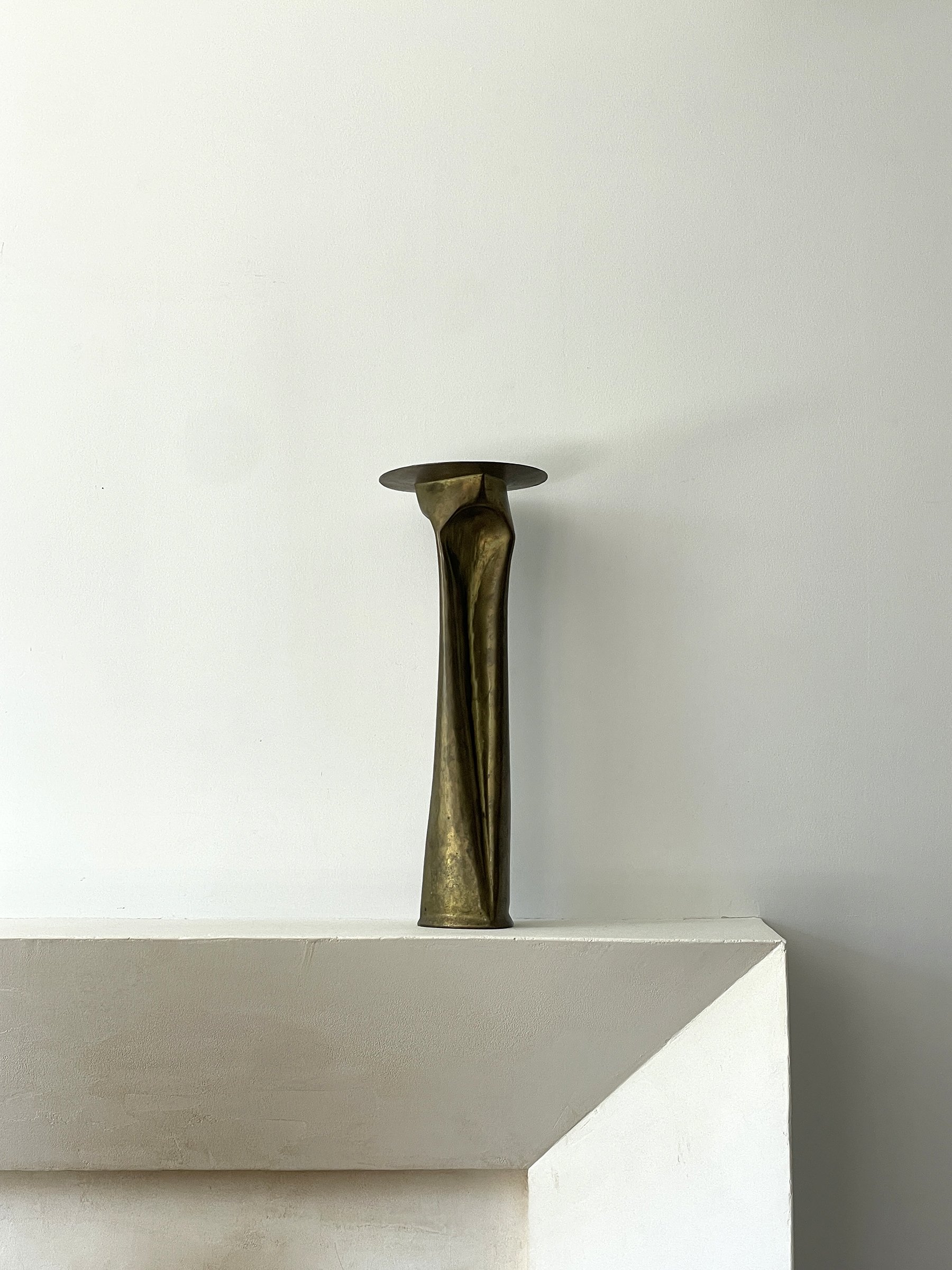 MATERI(A)NTIQUES TALL METAL TRIANGLE CANDLE HOLDER(6).jpg