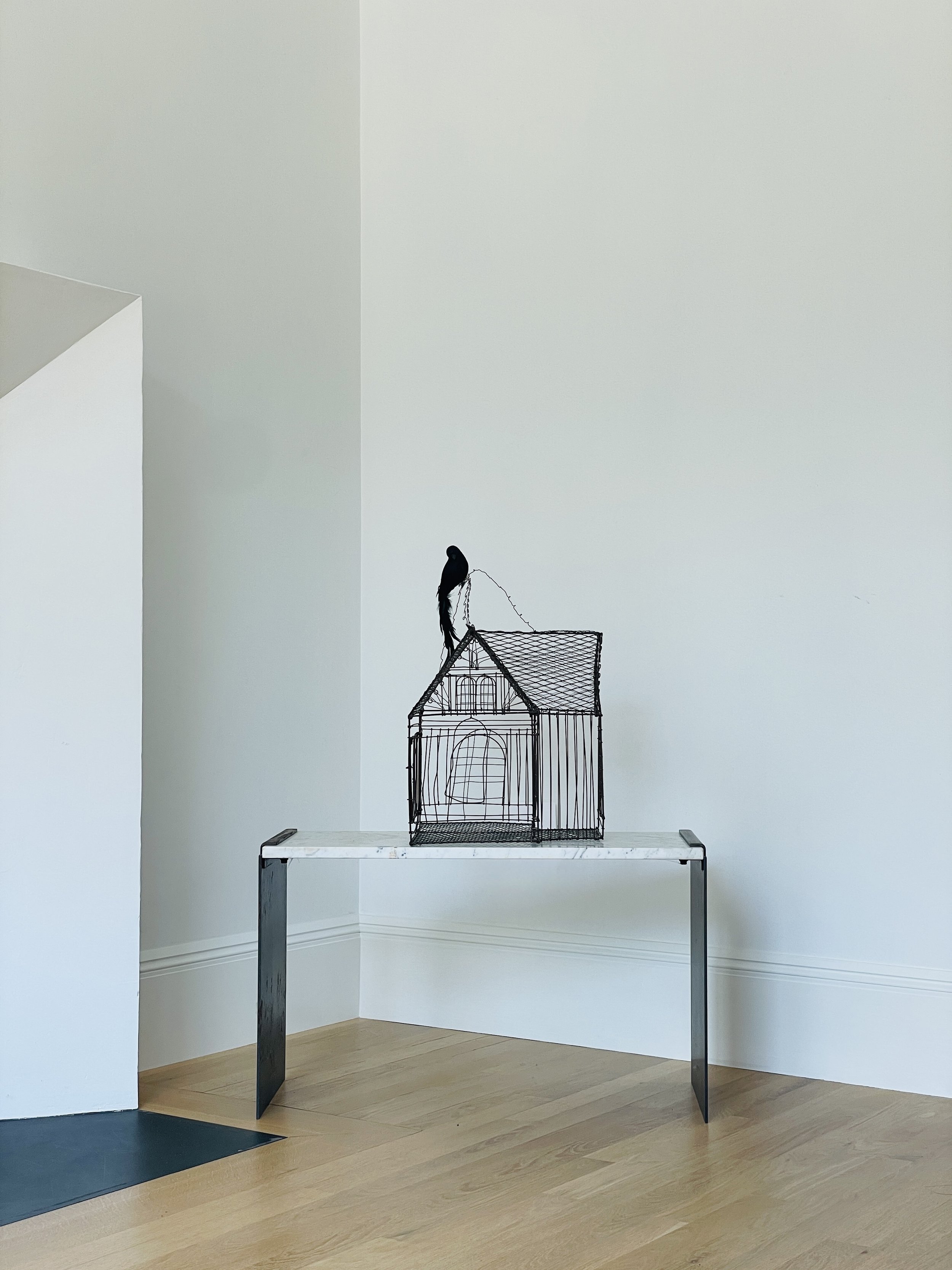 MATERI(A)NTIQUES MEDIUM PRIMITIVE WIRE HOUSE BIRDCAGE(12).jpg