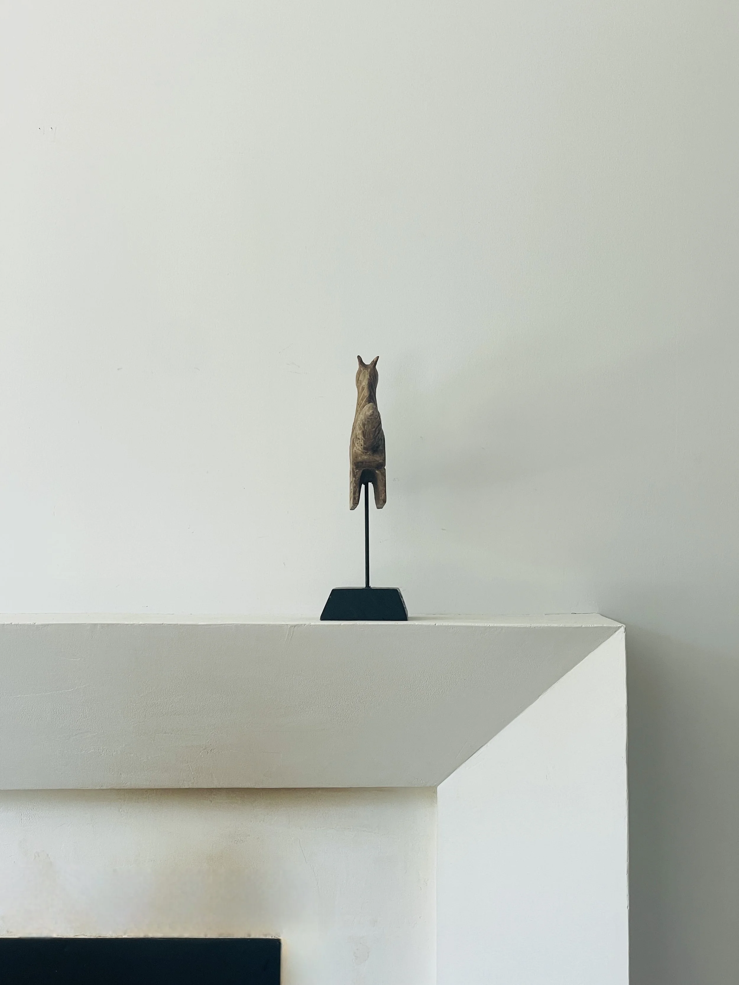 MATERI(A)NTIQUES WOODEN PEGASUS BUST ON STAND(4).jpg