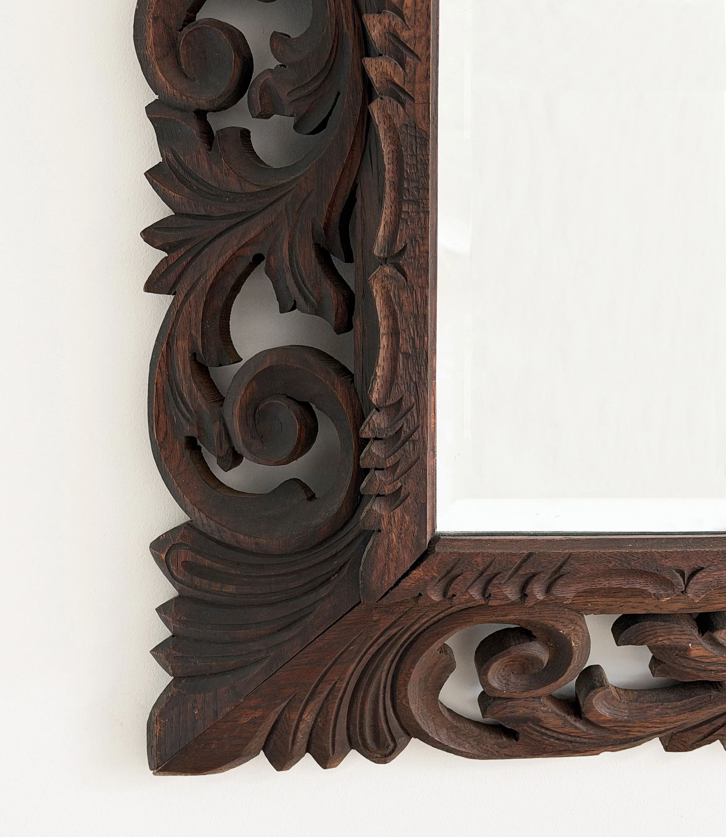 MATERI(A)NTIQUES LARGE CARVED WOODEN MIRROR WITH LION, SCROLL AND LEAF MOTIF(30.jpg