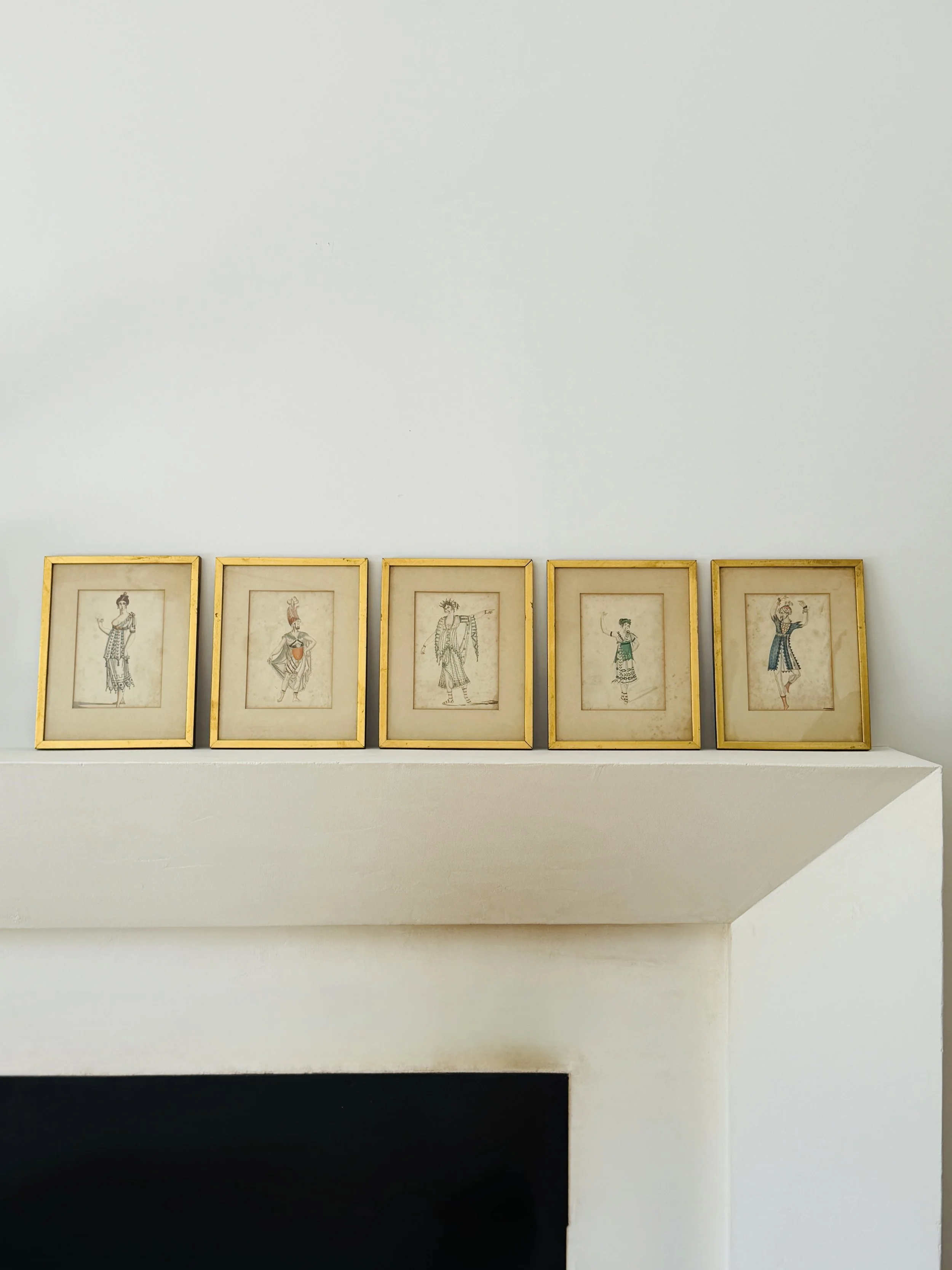 MATERI(A)NTIQUES SET OF 5 SMALL INDIAN PRINTS IN GOLD FRAMES