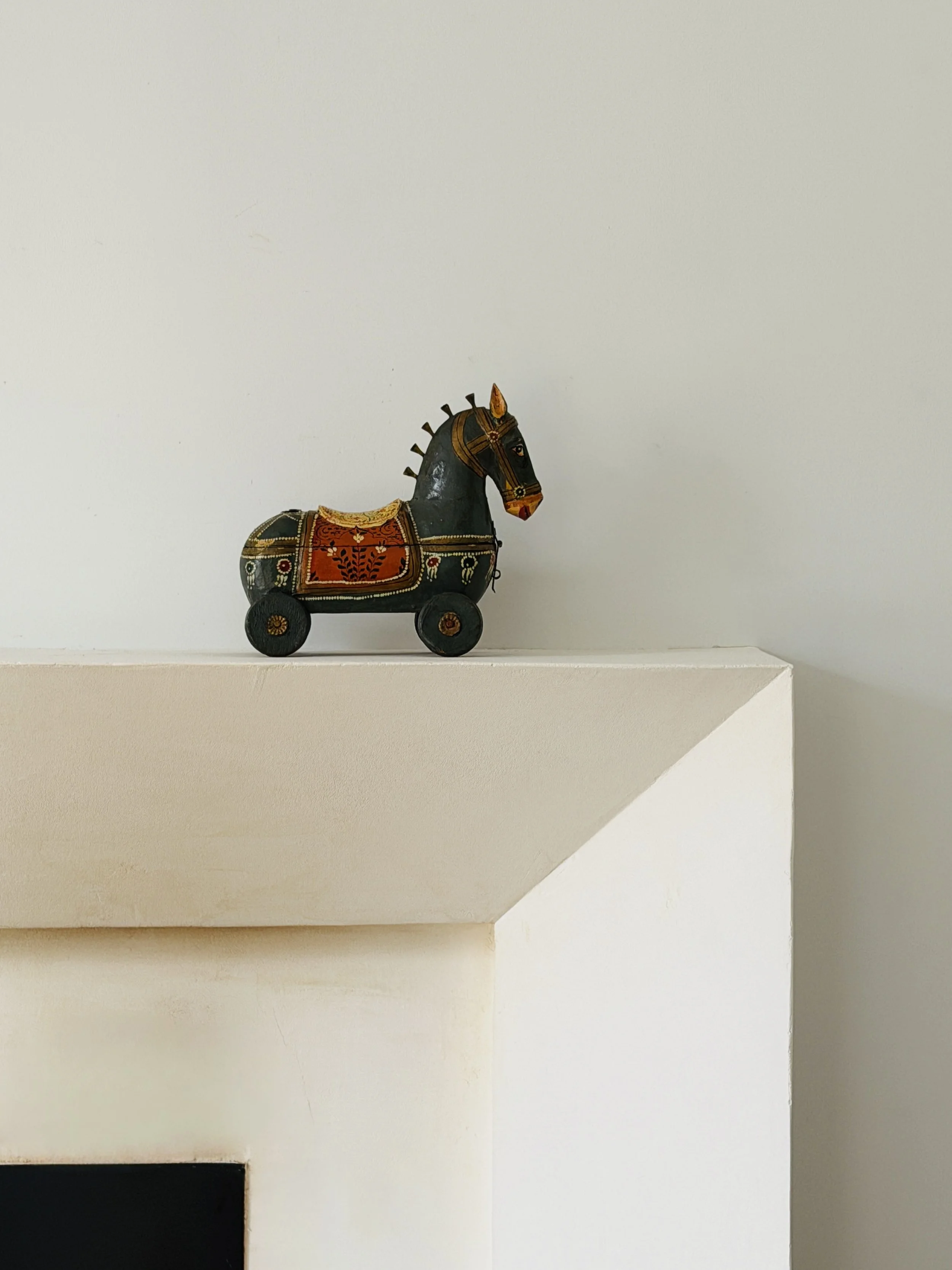 MATERI(A)NTIQUES PAINTED WOOD RAJASTHANI SPICE HORSE.3.jpg