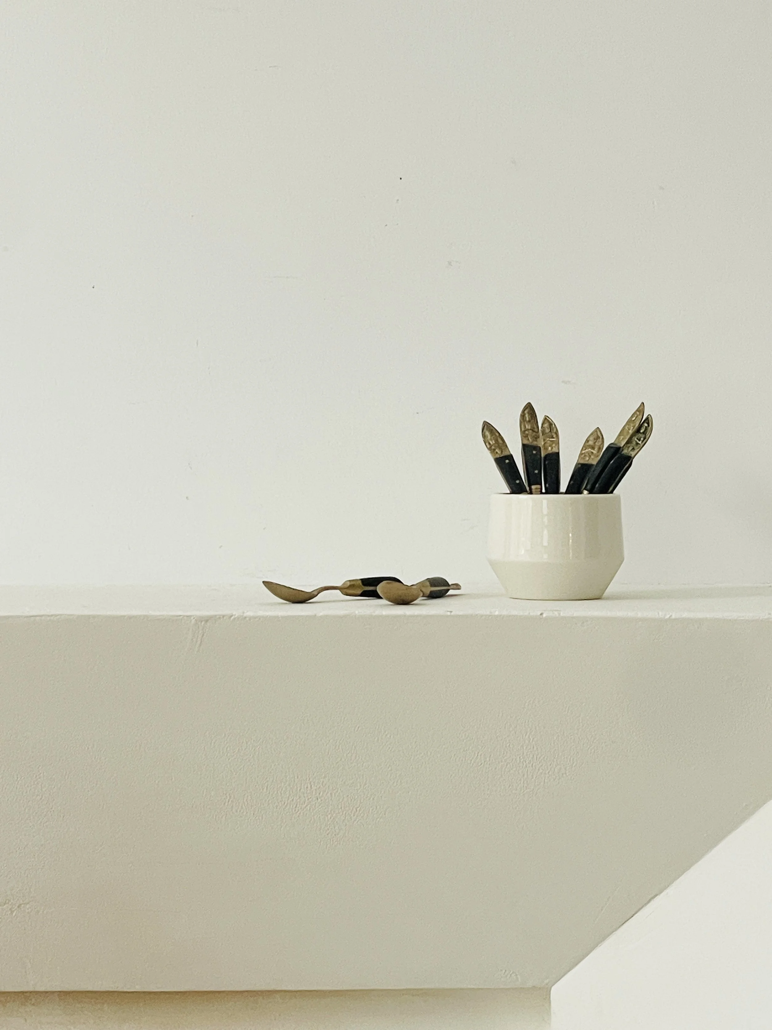 MATERI(A)NTIQUES SMALL BLACK AND BRASS APPETIZER FORKS AND SPOONS (SETS OF 8)(3).jpg