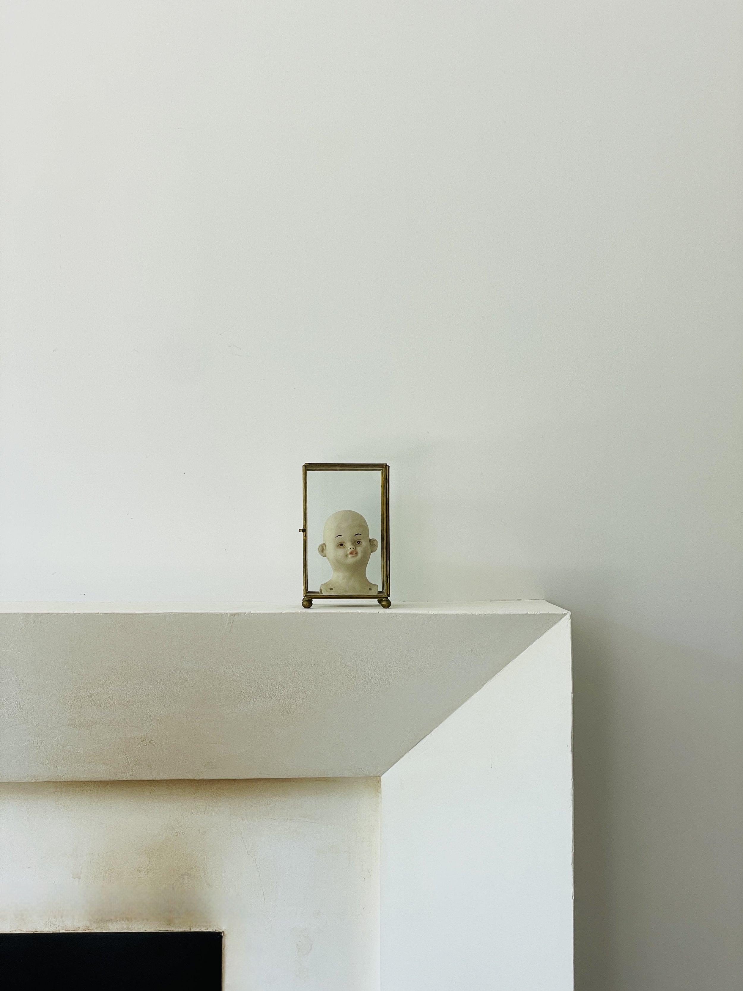 MATERI(A)NTIQUES BRASS AND GLASS SMALL CURIO CABINET(3).jpg