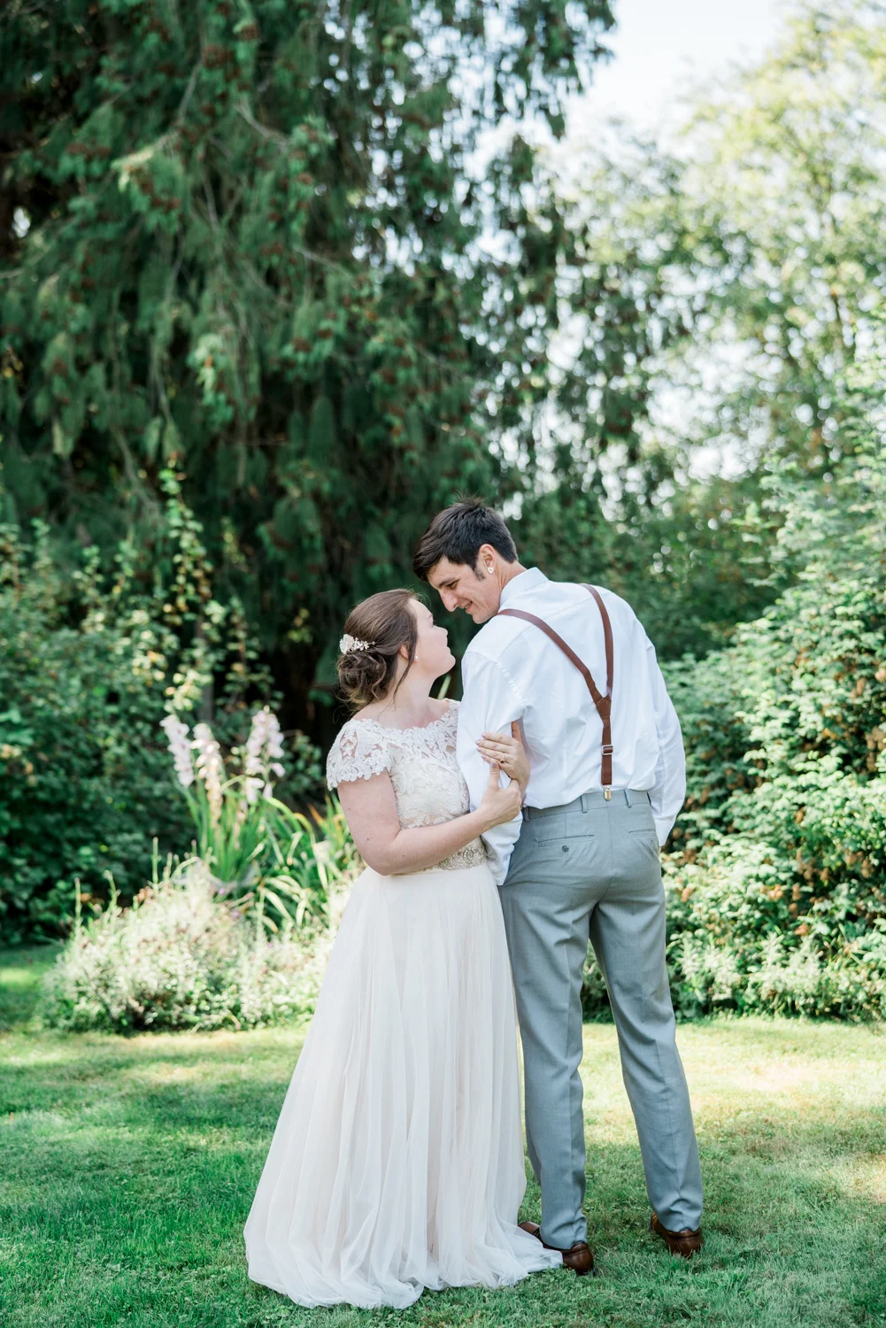 April Yentas Photography - Hannah & Ian-20.jpg