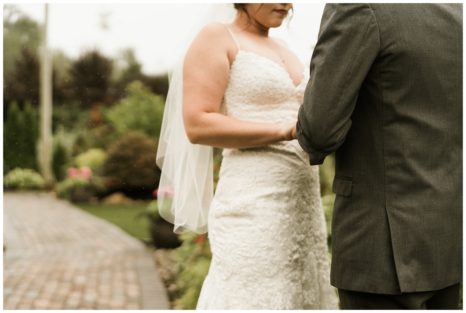 Rustic Chic Wedding | Bride and Groom Portraits | PNW wedding photographer 