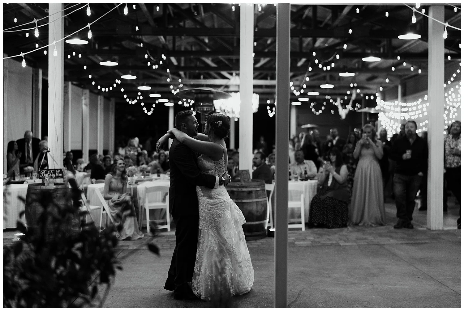 Rustic Chic Wedding | wedding day reception events | PNW wedding photographer