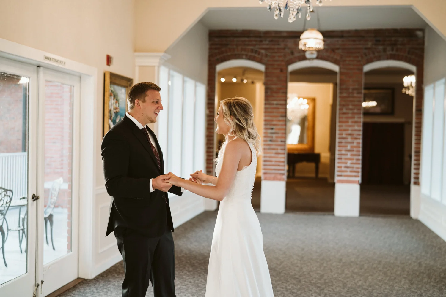 Intimate Winter Wedding | wedding day first look ideas | Seattle wedding photographer