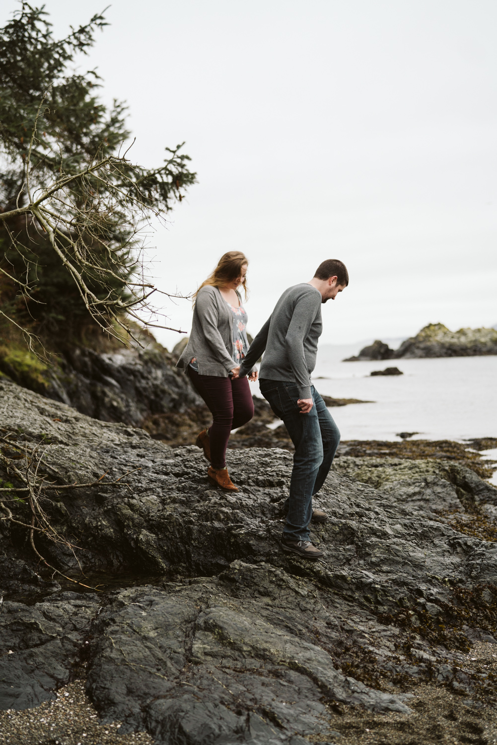 Deception Pass Engagement Session | Engagement sessions with dogs | Seattle wedding photographer