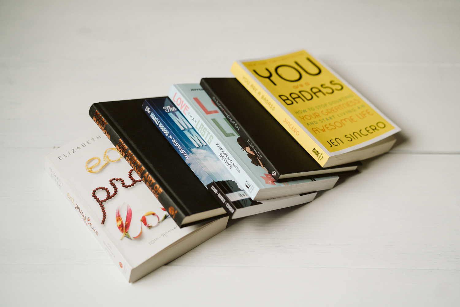 my bookshelf - books I love - creative entrepreneur - seattle wedding photographer