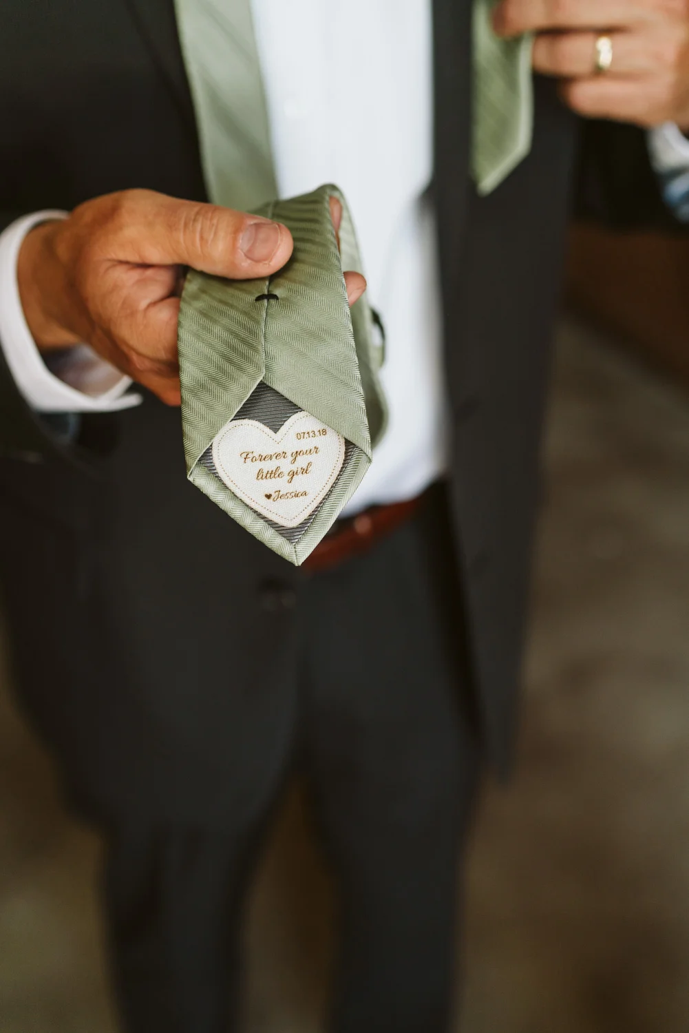 April Yentas Photography - Jess & Eric websize-18.jpg