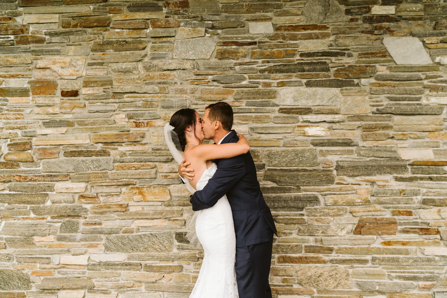 April Yentas Photography - laura & cameron slideshow-22.jpg