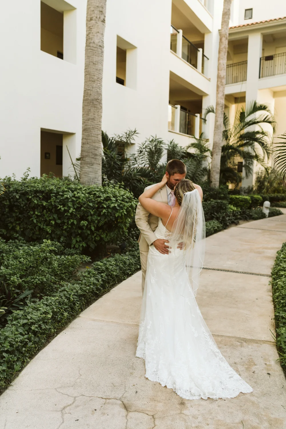 April Yentas Photography - Kyndell & Miles slideshow-44.jpg
