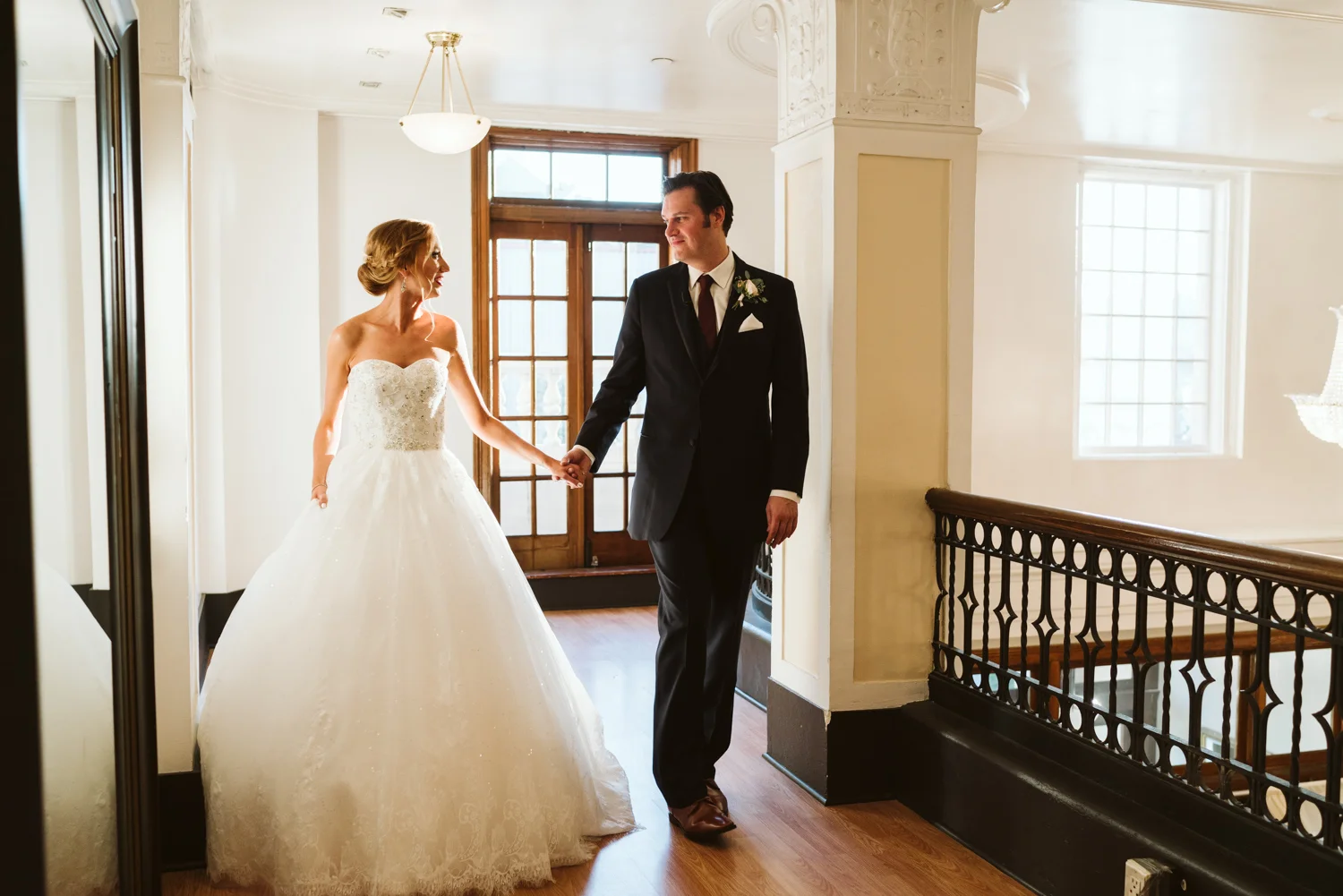 April Yentas Photography - Allie & Sean slideshow-35.jpg