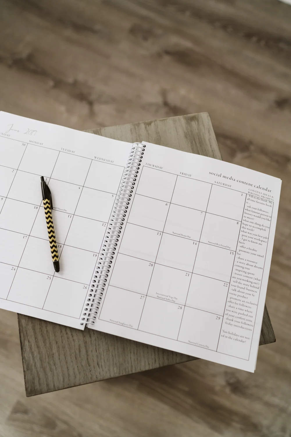 April Yentas Photography - planner-3.jpg