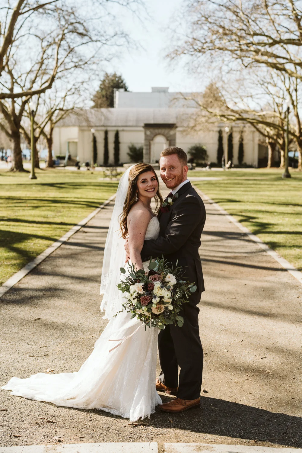 April Yentas Photography - Lauren & Matt slideshow-35.jpg