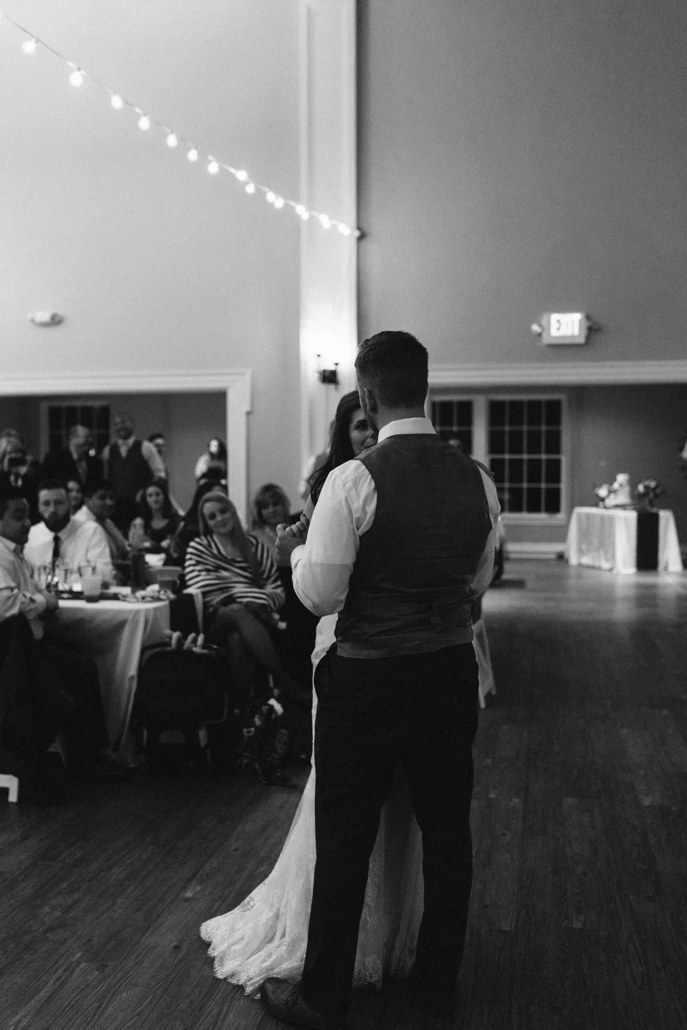 April Yentas Photography - Lauren & Matt slideshow-82.jpg