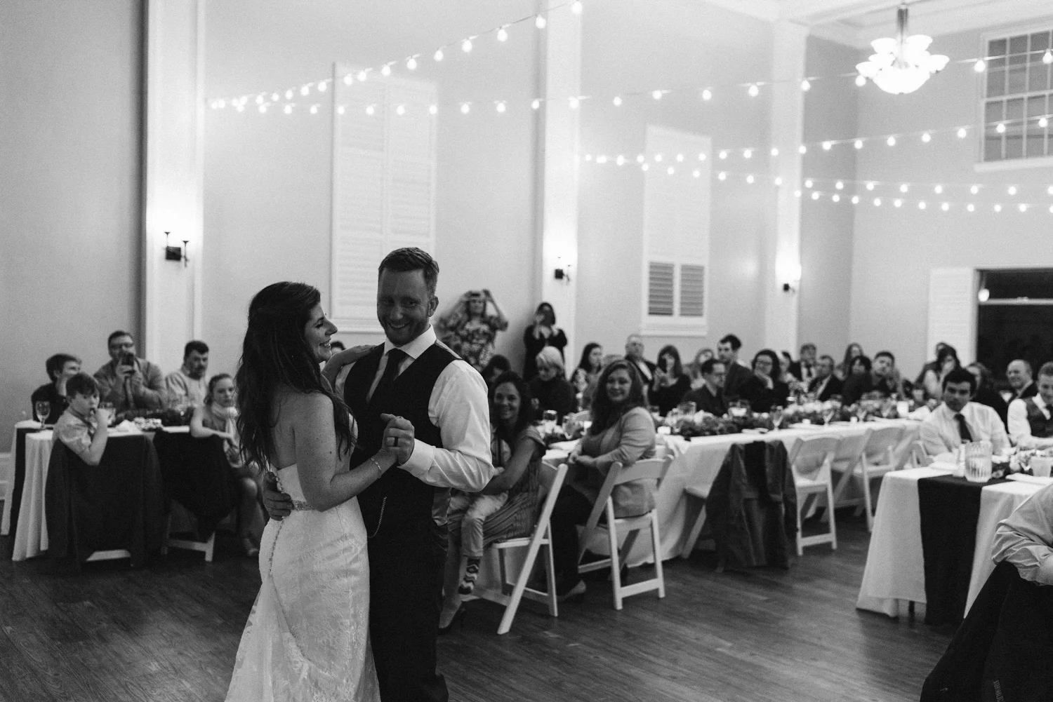 April Yentas Photography - Lauren & Matt slideshow-83.jpg