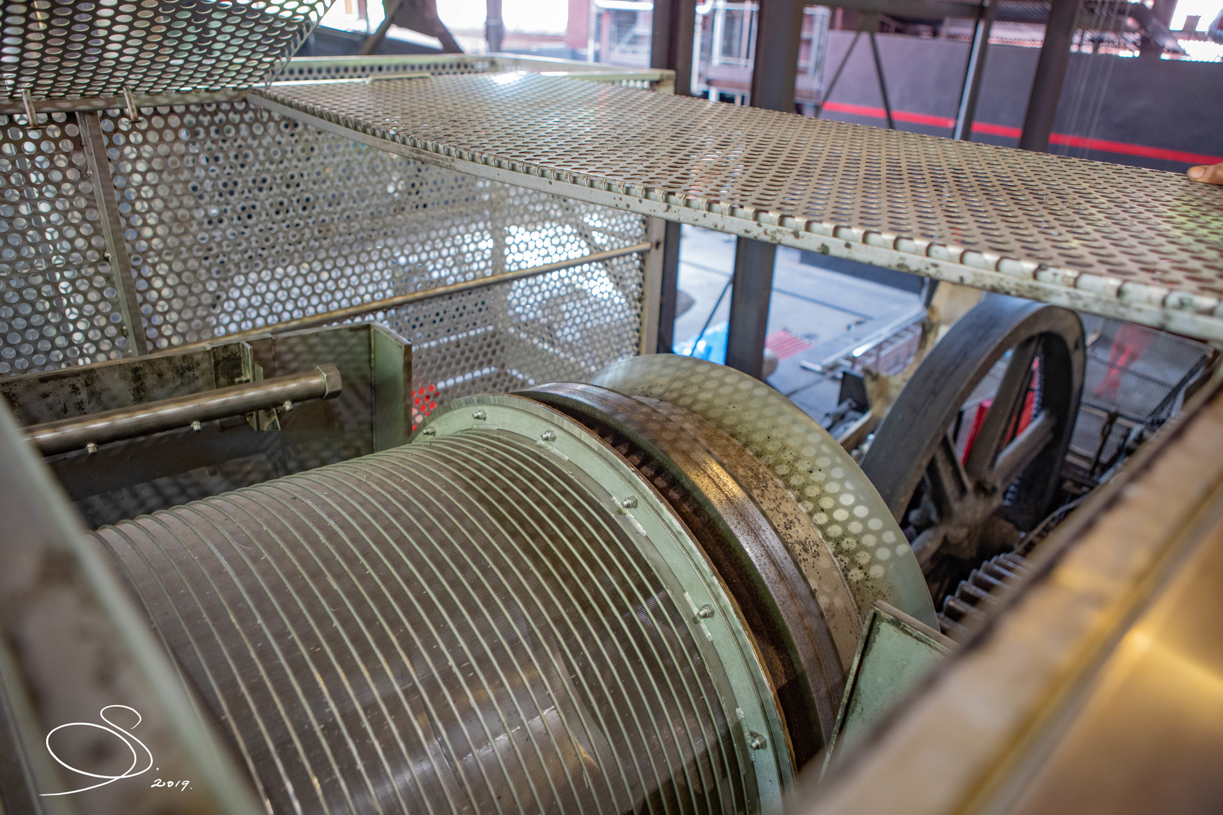 Cane juice filter