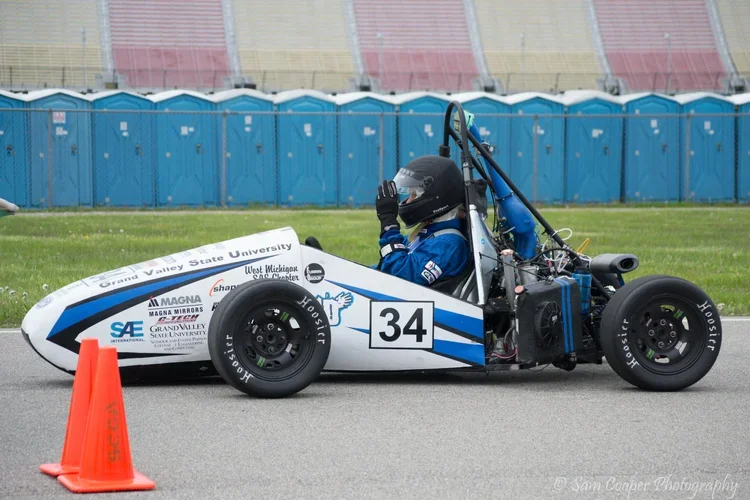 GVSU+FSAE+2017-30.webp