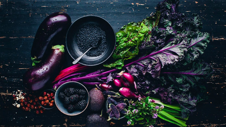 Purple_kale_salad.jpg