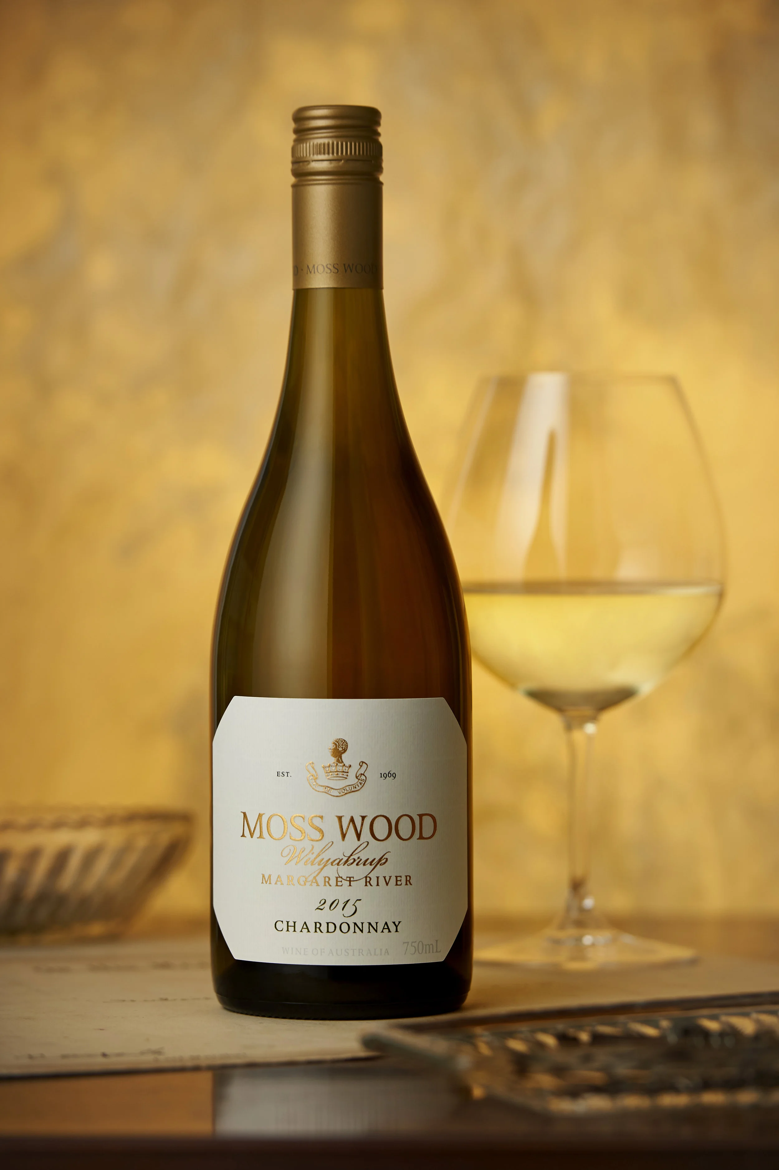 006_20161013_MOSS WOOD_Creatives_Chardonnay 2015 750ml Vertical.jpg
