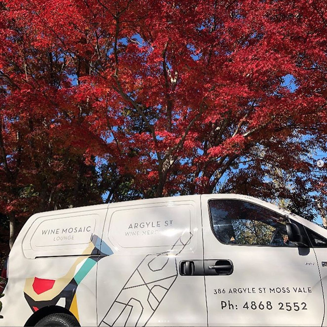 wine_mosaic_van.png