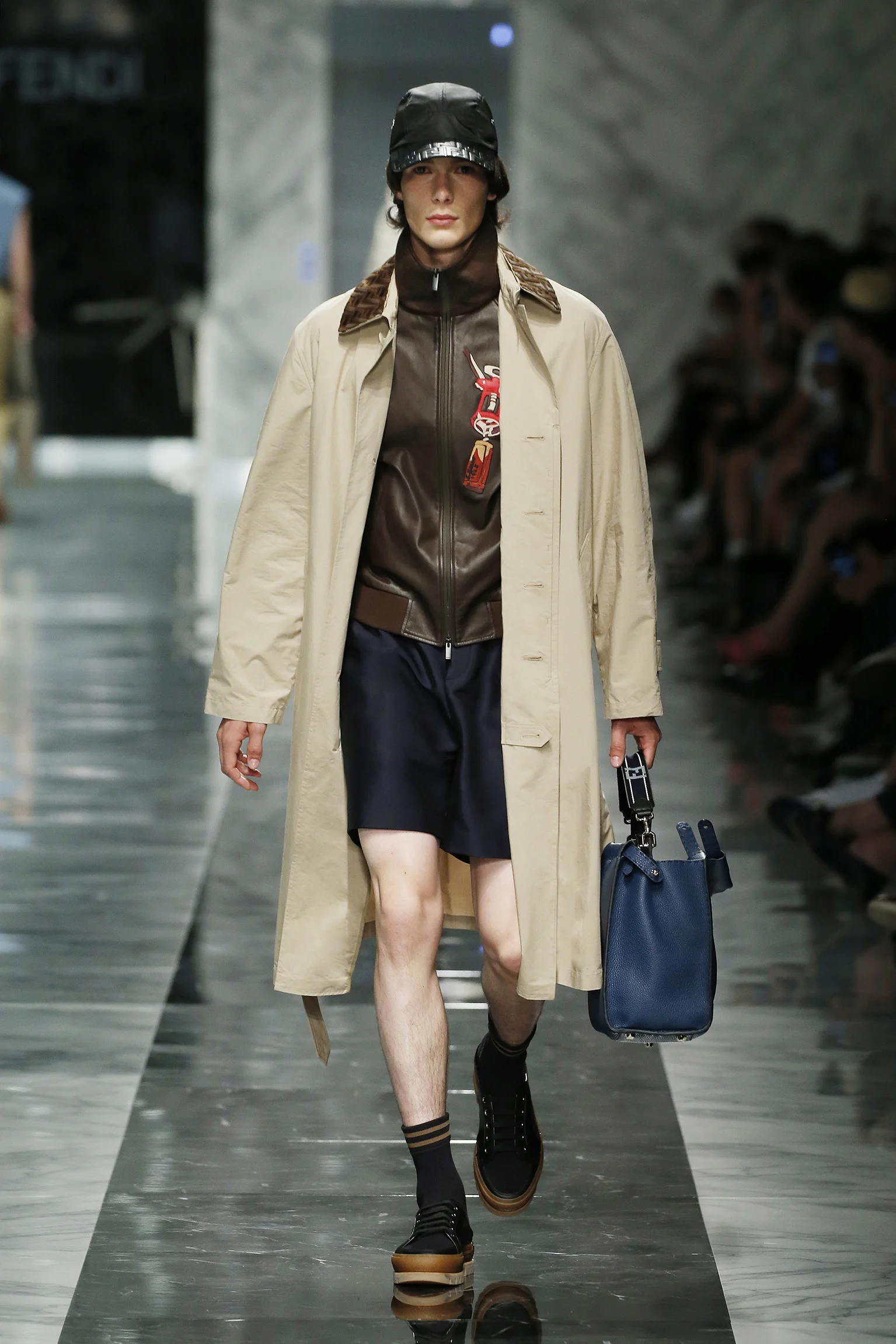 06_FENDI_MEN_SS_18.jpg