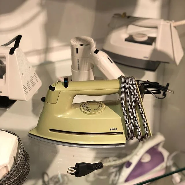 One of the amazing highligts in the Braun Design Collection in Kronberg @braunbeautyde #brauncollection #designedforwhatmatters #braun #iron #flatiron #braunbeauty #research #archive #design #icon #dieterrams #household #living #aesthetic #exhibition #museum #history #heritage #travel #rushdarlington
