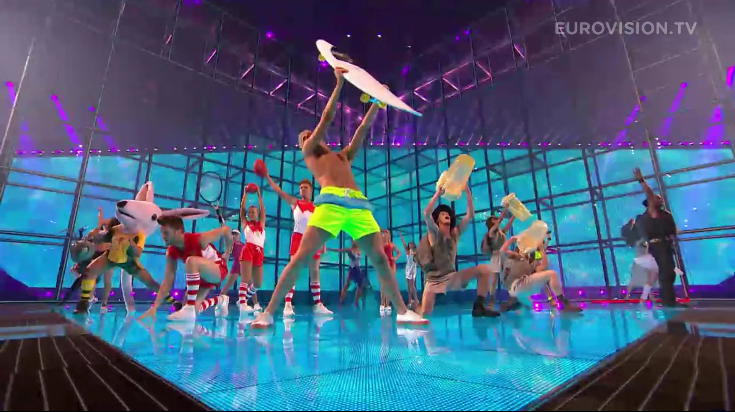 Revisit this 2014 performance here .