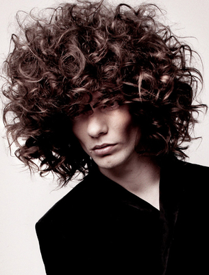 embedded_men's_long_curly_hair.jpg