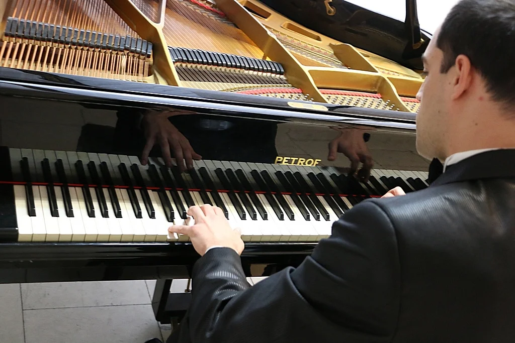 Klavírny koncert Dimča Veličkova