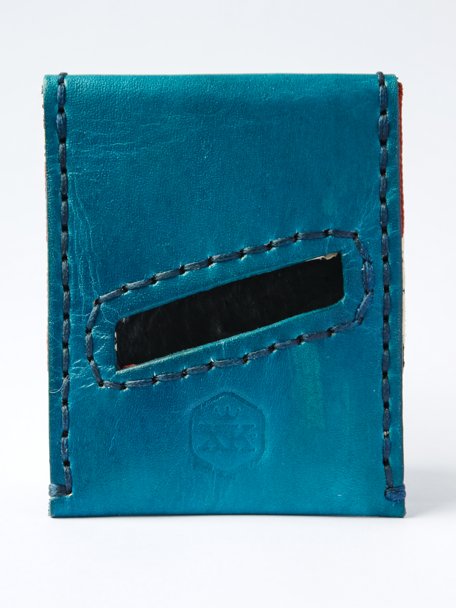 Carry 00 / 02, back