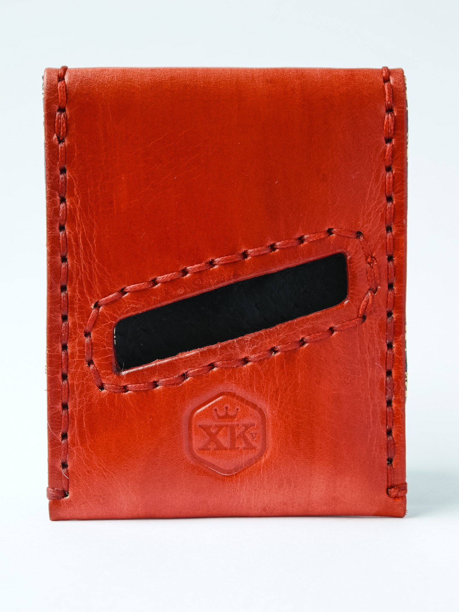 Carry 00 / 04, back
