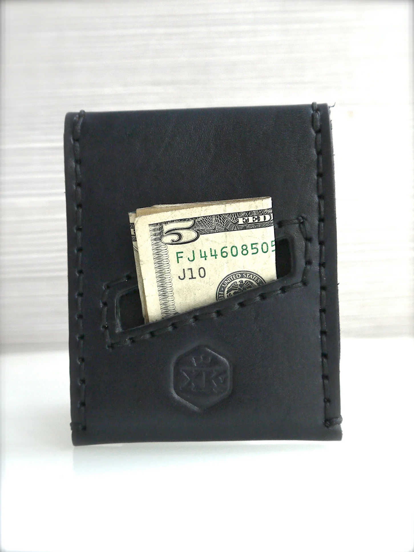 Carry 00 / 20, back