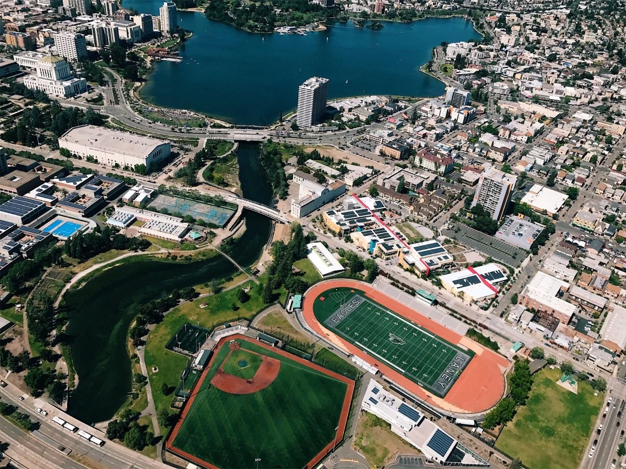 Oakland.jpg