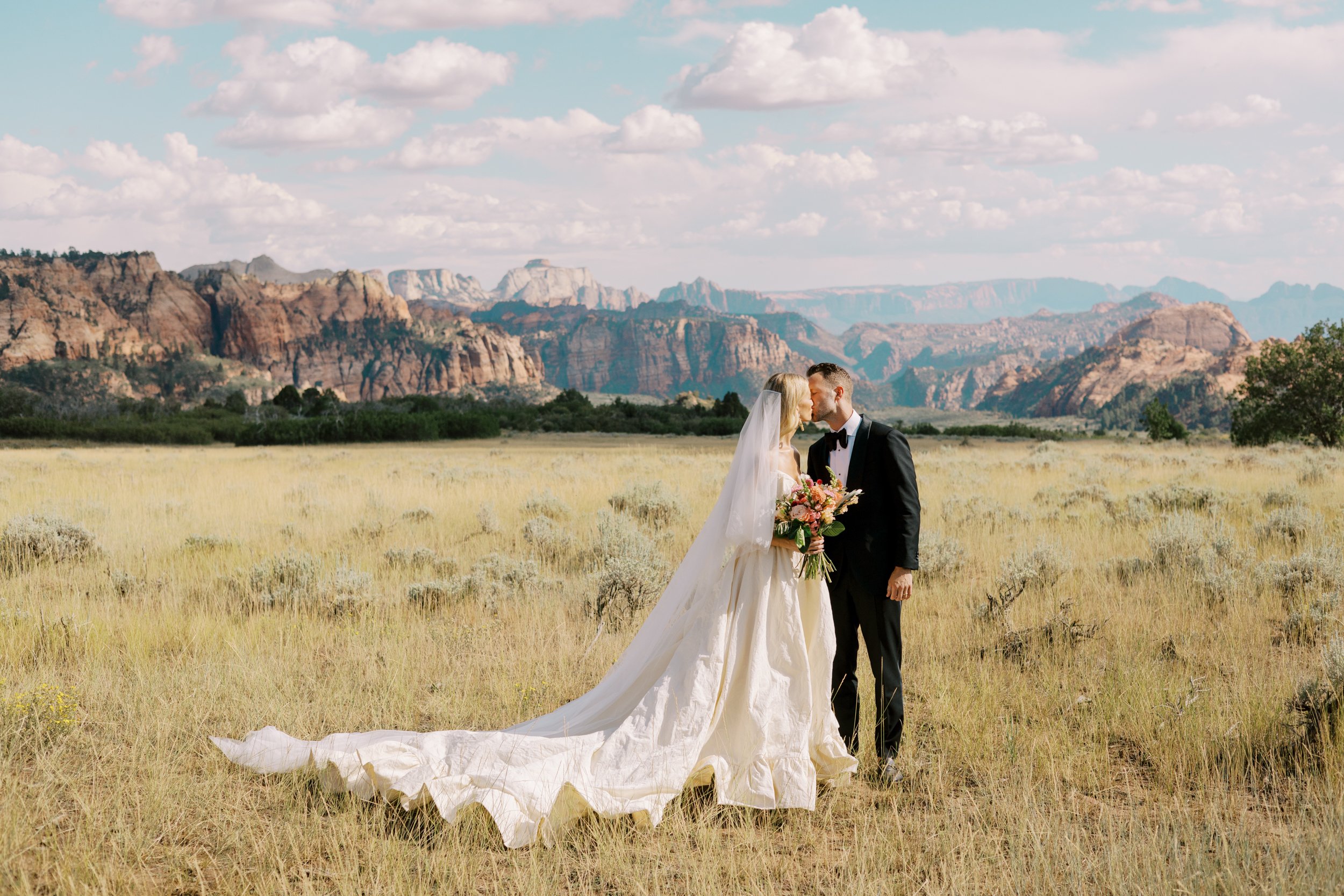 Zion-National-Park-Wedding-Lazalu-25.jpg