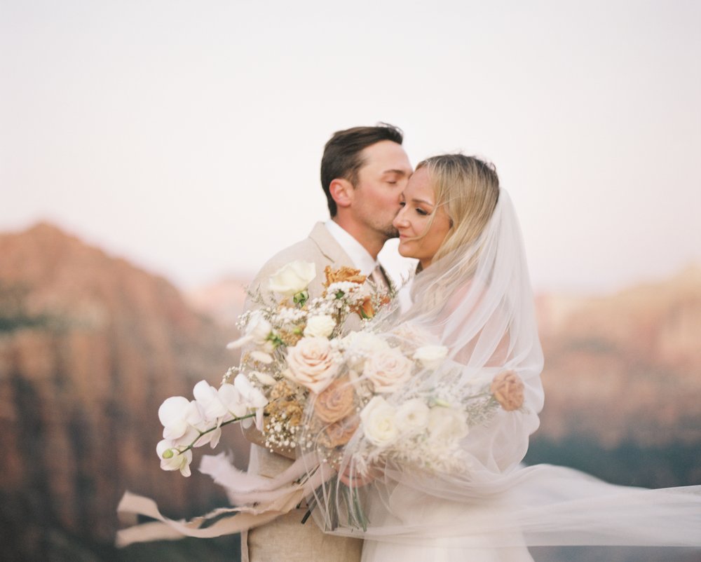 Zion-National-Park-Elopement-Sunrise-2.jpg