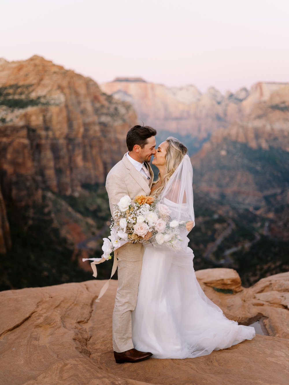 Zion-National-Park-Destination-Wedding-Sunrise-5.jpg