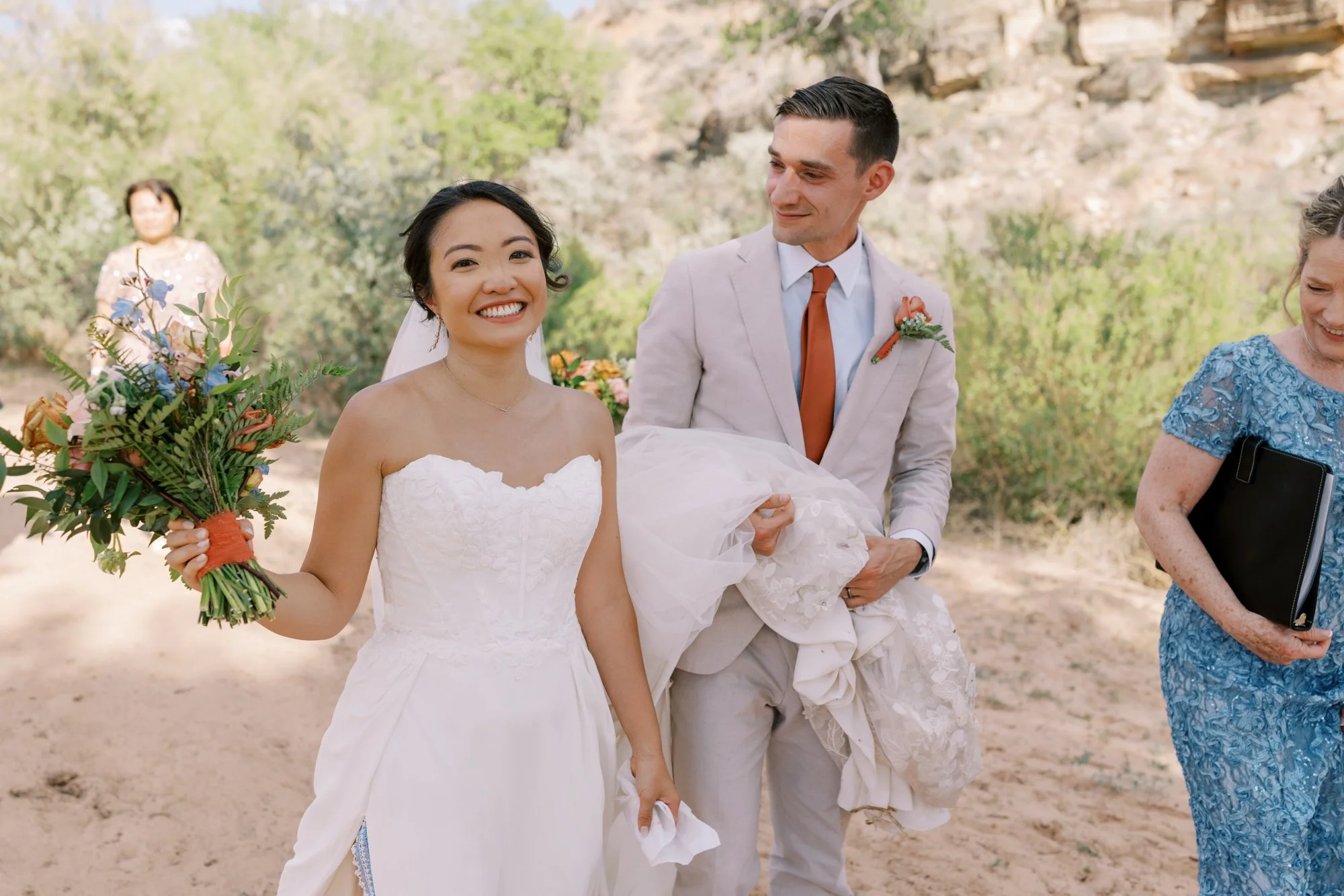 Zion-Wedding-Photographer-Autocamp-63.jpg