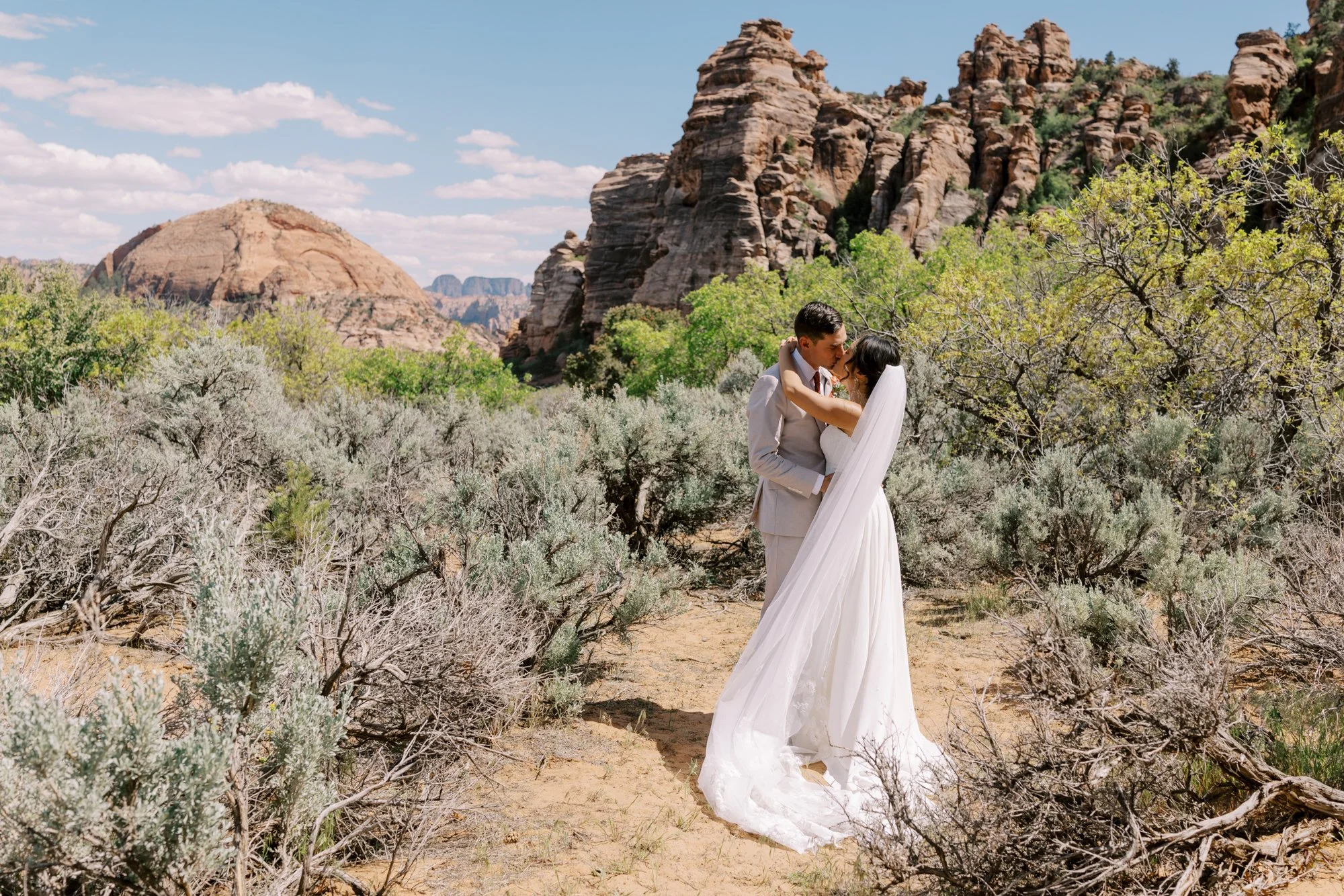 Zion wedding photography, Wedding photography at AutoCamp Zion Utah