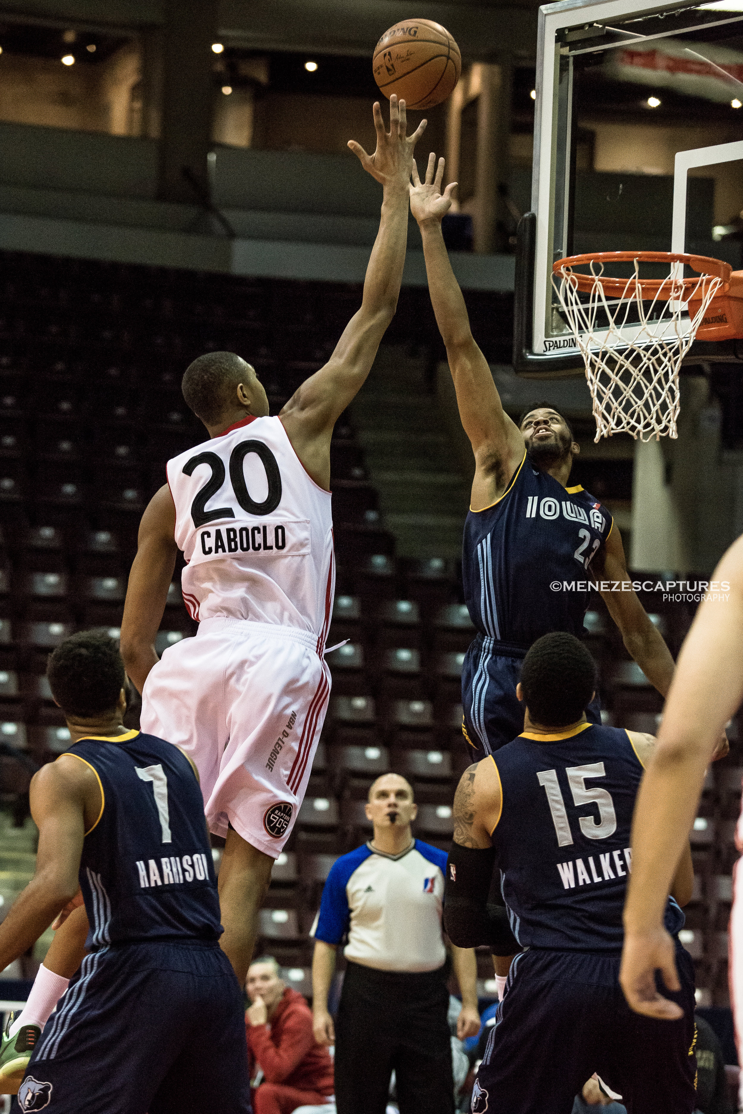 Former NBA Toronto Raptor Bruno Caboclo goes for the sweet touch (2016)