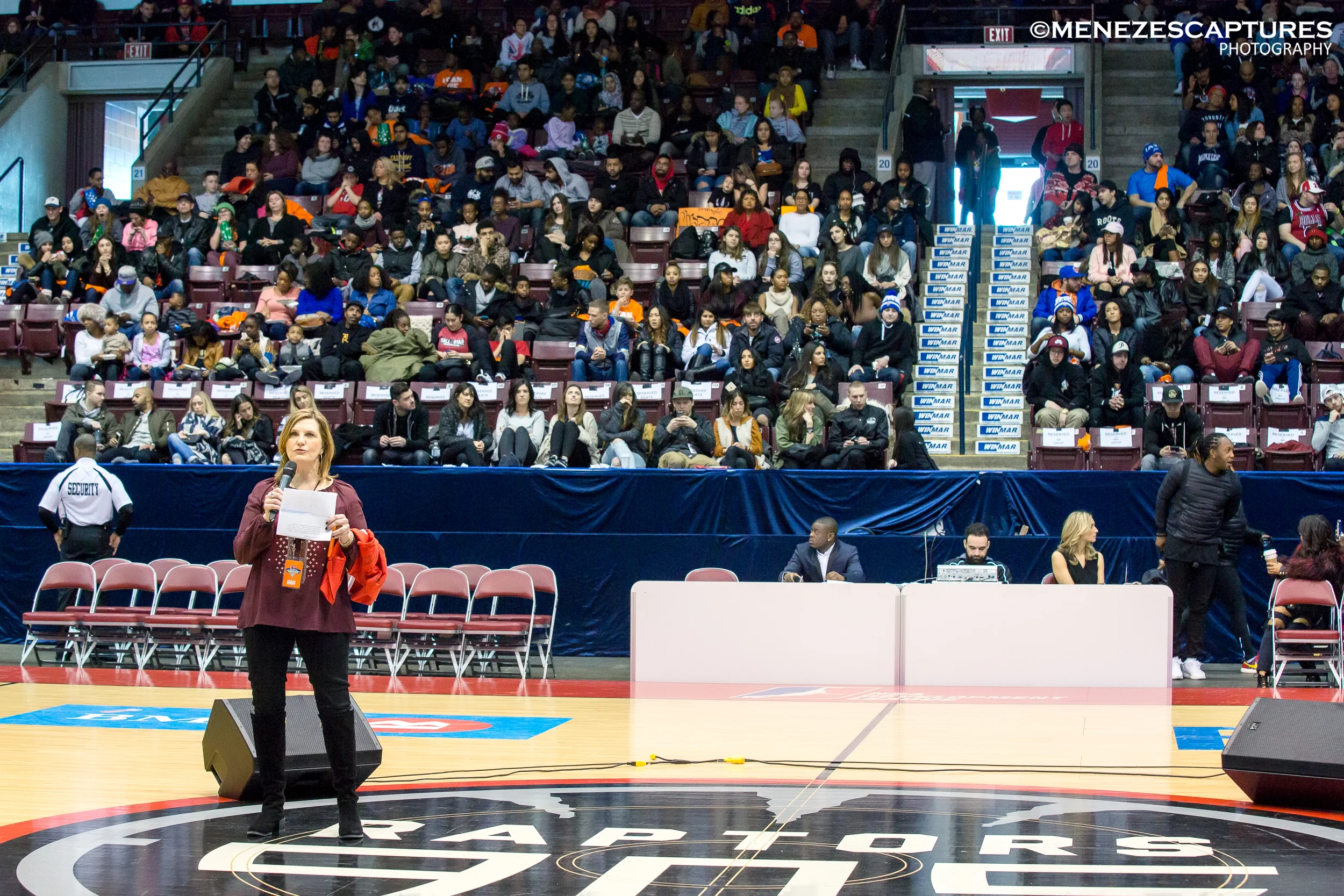 United Way CEO Shelley White addresses guests at the 2017 NBA All Star Celebrity Game