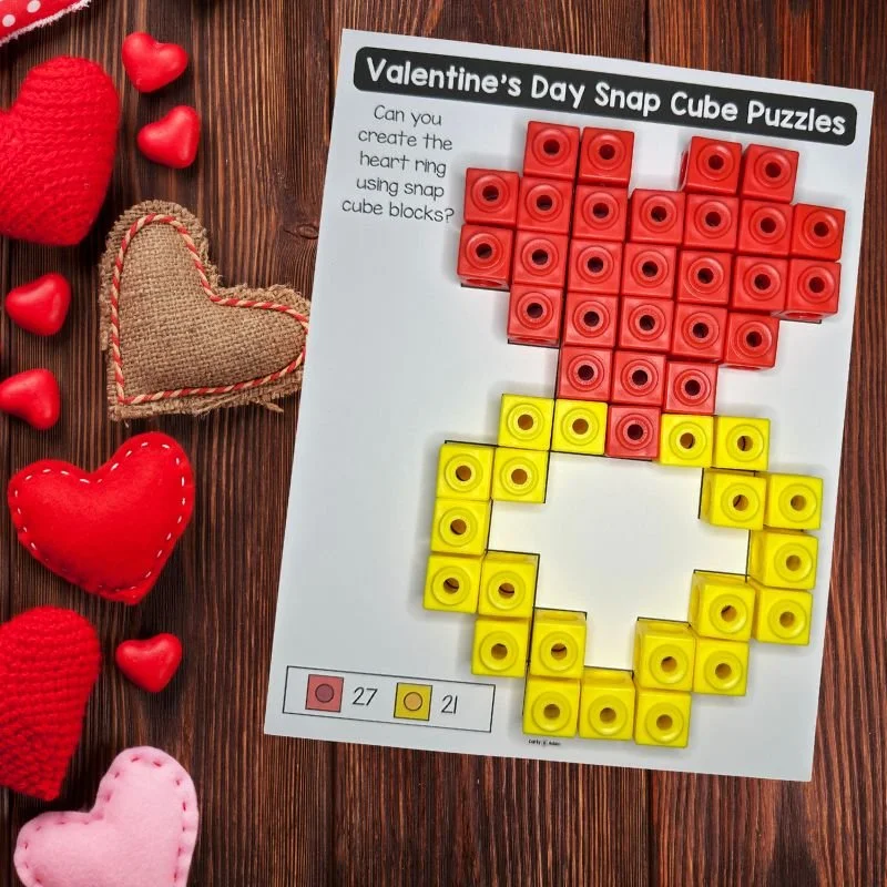 Preschool Valentine’s Day Snap Cube STEM Task Cards
